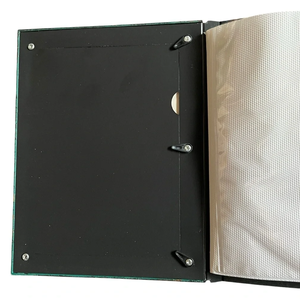 Photo Albums Resin Vintage Keepsake 4x6 Photos Brown Green Lot of Two